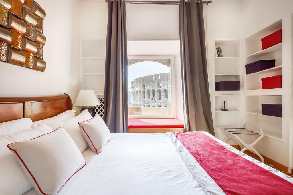 Ht N°9 Colosseo Рим Екстериор снимка